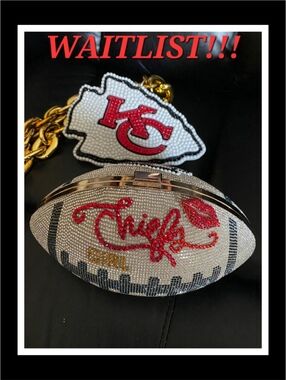 💋REQUESTS ONLY!!!  CUSTOMIZED BLING.  NOT FOR SALE... YET 😉